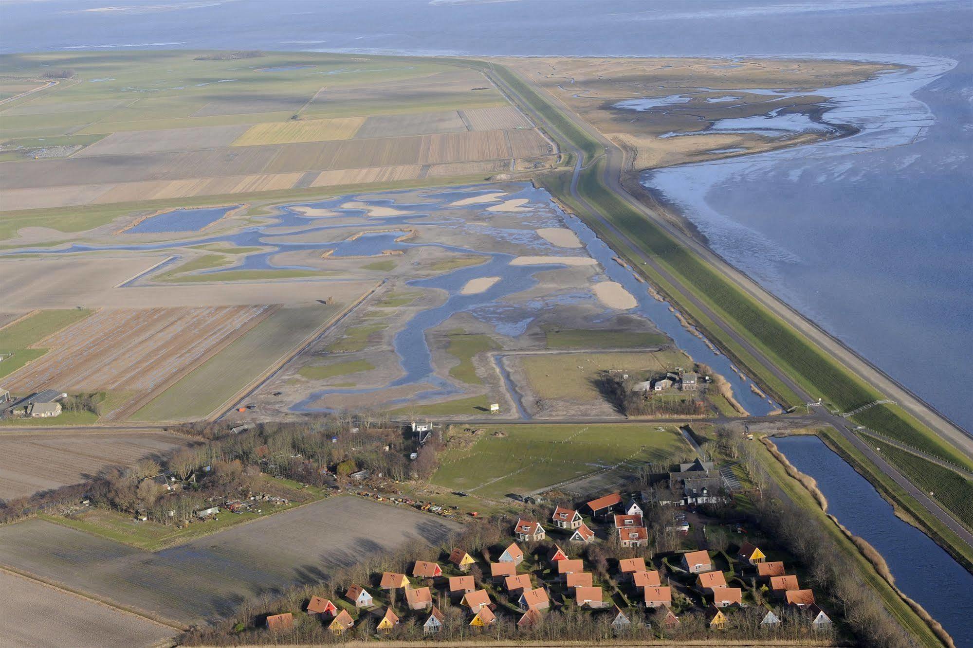 Prins Hendrik Bungalowpark Oost  Buitenkant foto