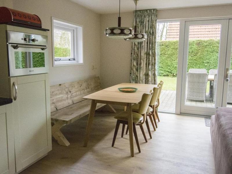 Prins Hendrik Bungalowpark Oost  Buitenkant foto