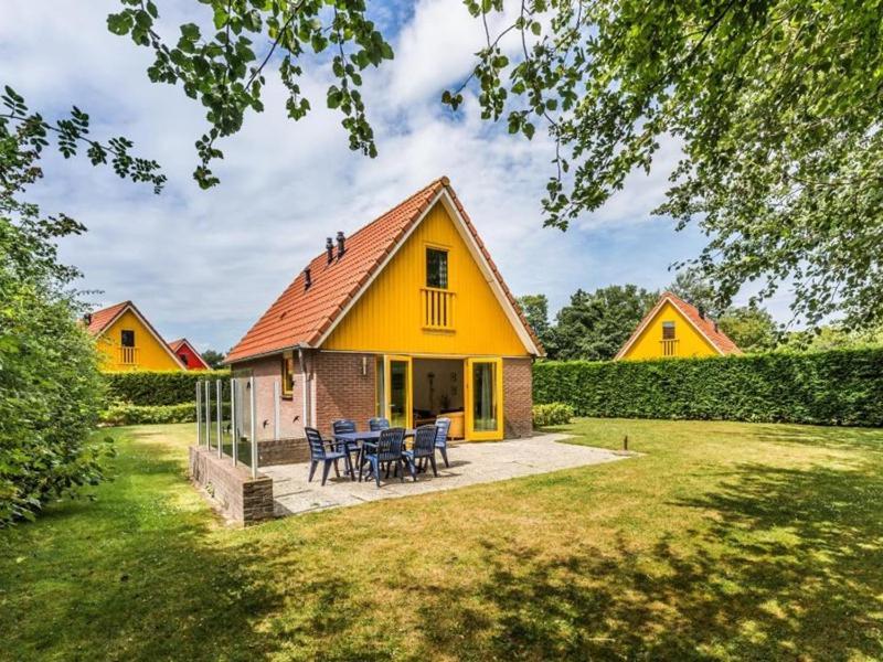 Prins Hendrik Bungalowpark Oost  Buitenkant foto